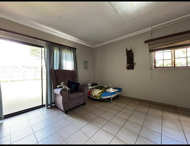 3 BEDROOM HOUSE TO LET IN UNITAS PARK